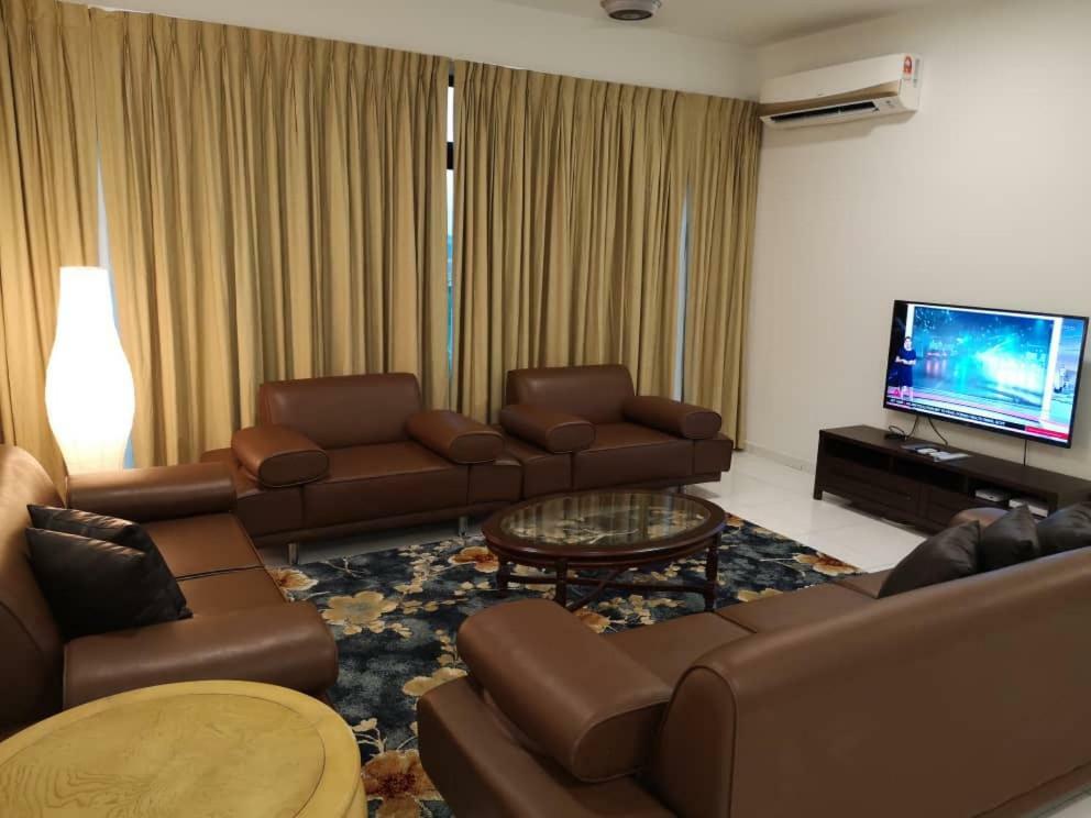 Skyloft Muslim Suite Johor Bahru Ngoại thất bức ảnh