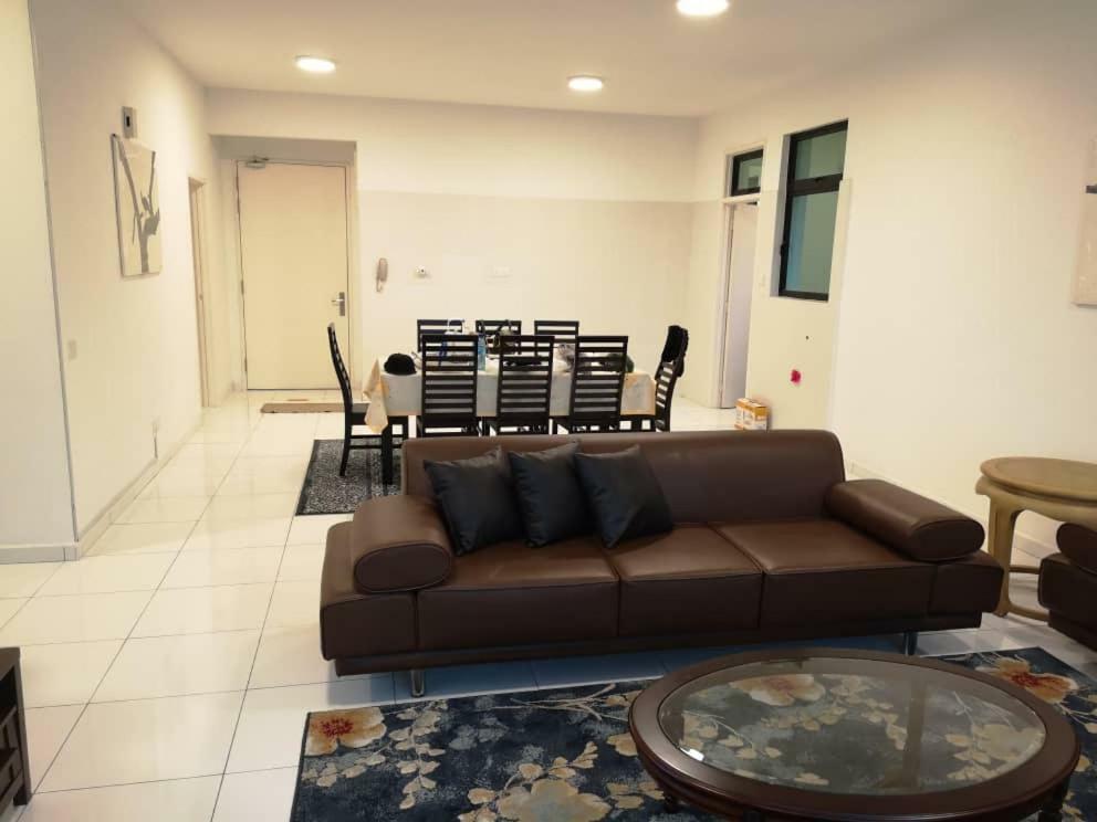 Skyloft Muslim Suite Johor Bahru Ngoại thất bức ảnh