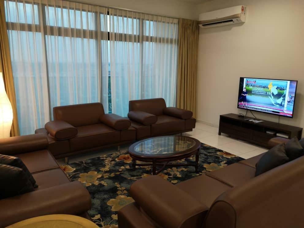 Skyloft Muslim Suite Johor Bahru Ngoại thất bức ảnh