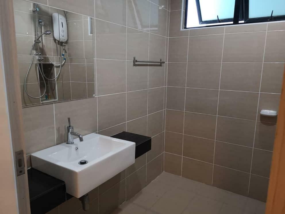 Skyloft Muslim Suite Johor Bahru Ngoại thất bức ảnh